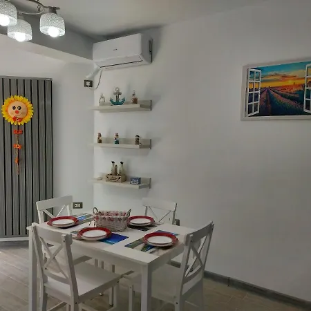 Apartament Miha Alezzi * Mamaia