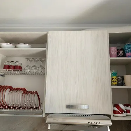Apartament Miha Alezzi * Mamaia